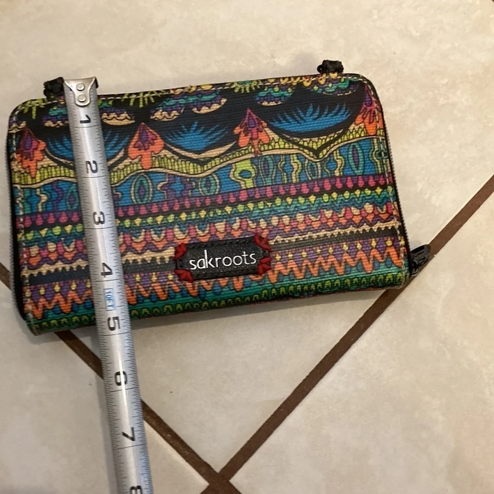 Sakroots Wallet - Picture 11 of 12